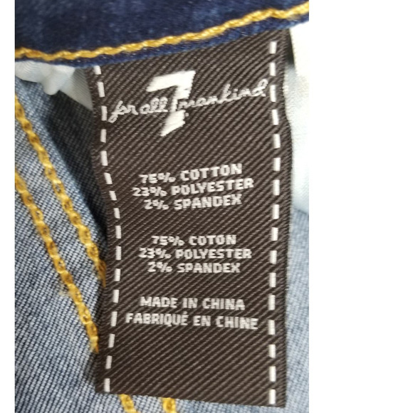 7 for all Man Kind GIRLS  Whiskering Distressed Jean Shorts 12 - Picture 4 of 4